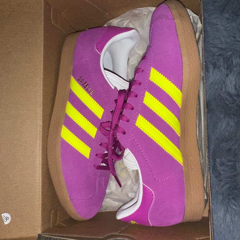 Adidas Gazelle Sambas Women’s 7